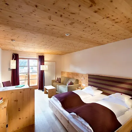 Naturhotel Leitlhof San Candido Exterior photo